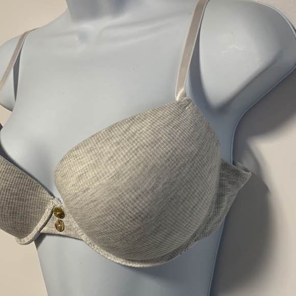 Marylin Monroe bra size 38C - Picture 2 of 5